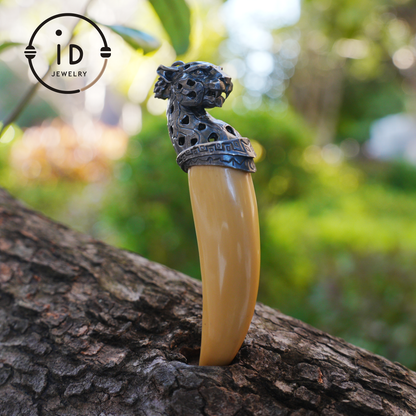Pendant with tiger tooth design made of gold jade and 925 silver, handmade gothic talisman for men, Christmas gift idea
