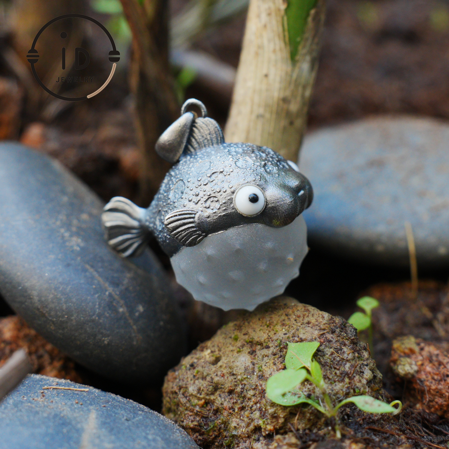 Pufferfish Pendant in White Crystal and 925 Silver, Oxidized, Animal Figurine Jewelry in Fairytale Style, Gift for Her or Decor