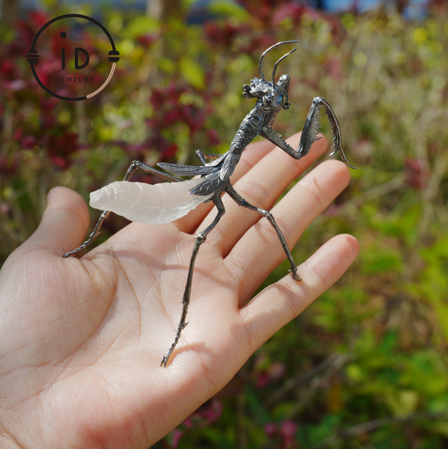 Gothic praying mantis figurine in 925 silver with white crystal and labradorite eyes, handmade insect sculpture, mystical decor piece