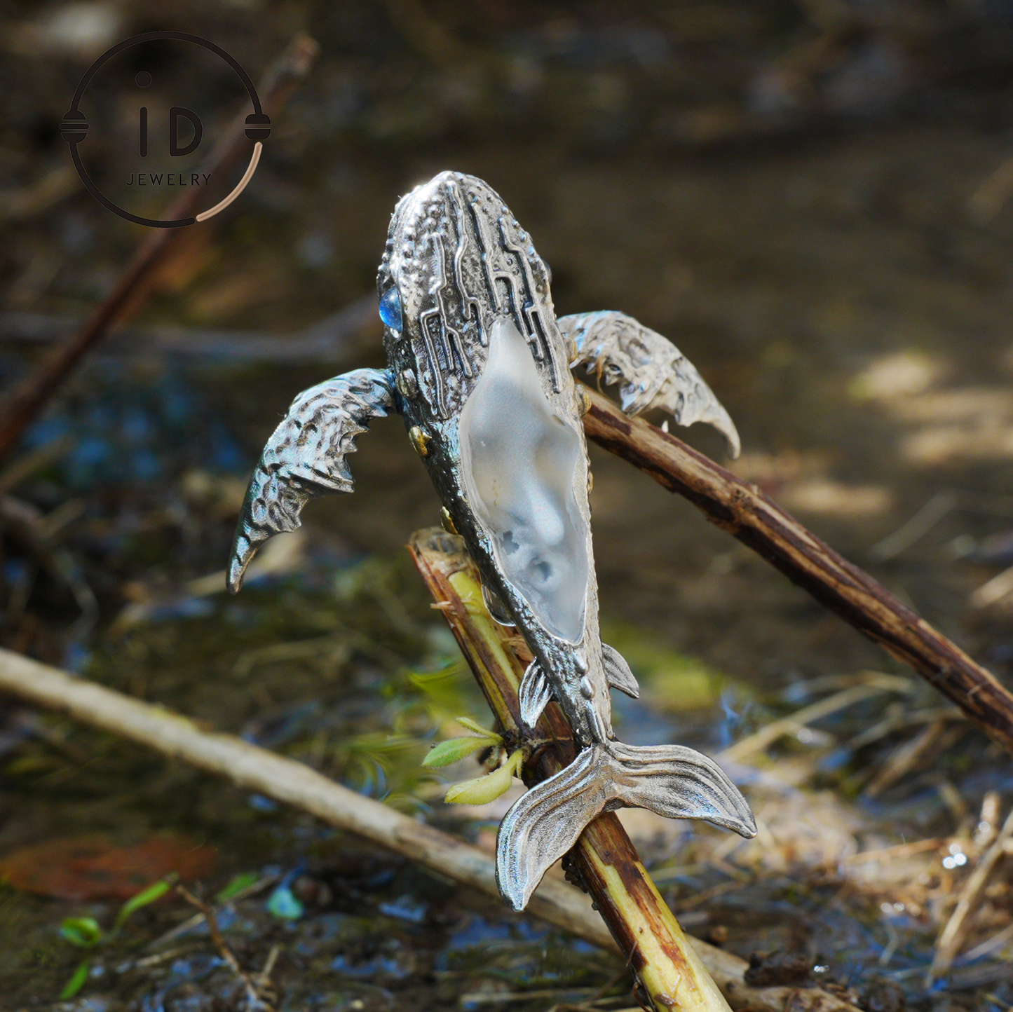 White Crystal Whale Pendant & Brooch in 925 Silver, Labradorite Totem Jewelry Gothic Style, Gift for Her Christmas