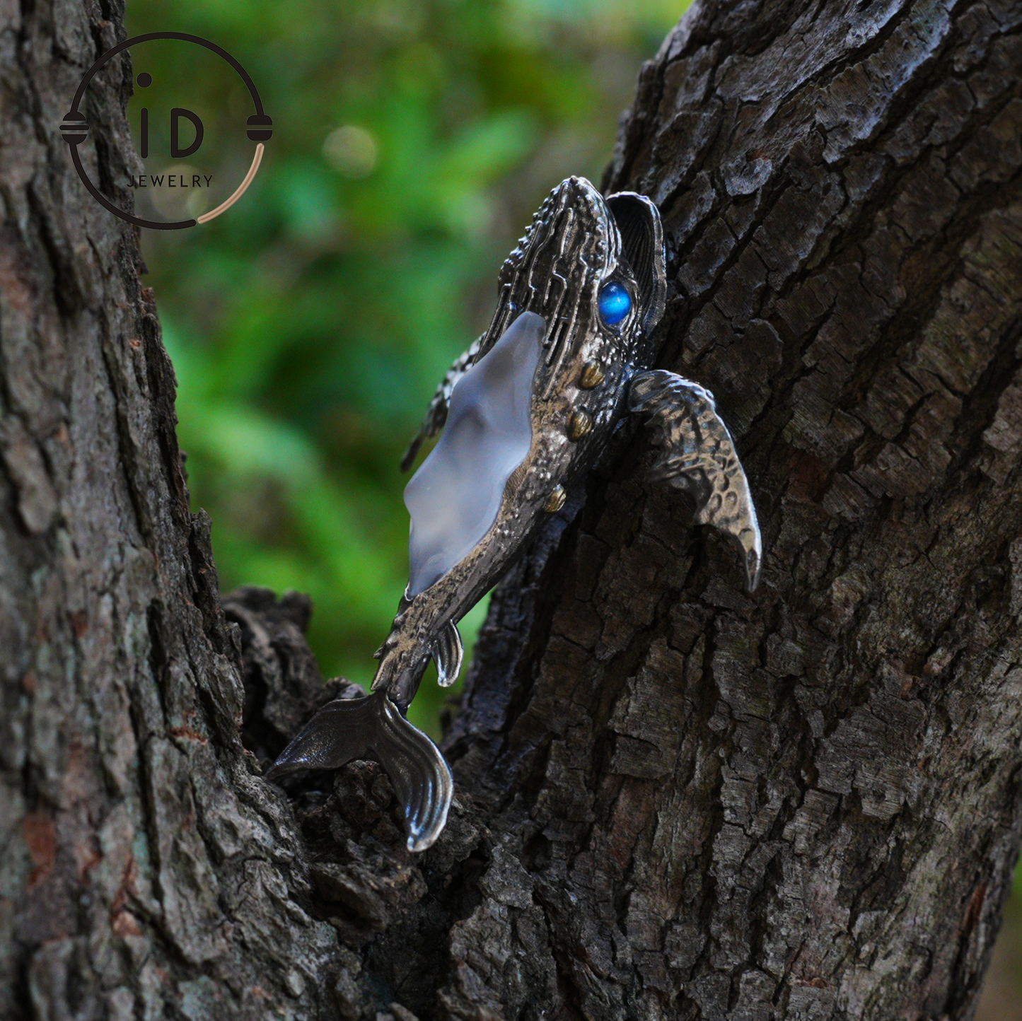 White Crystal Whale Pendant & Brooch in 925 Silver, Labradorite Totem Jewelry Gothic Style, Gift for Her Christmas