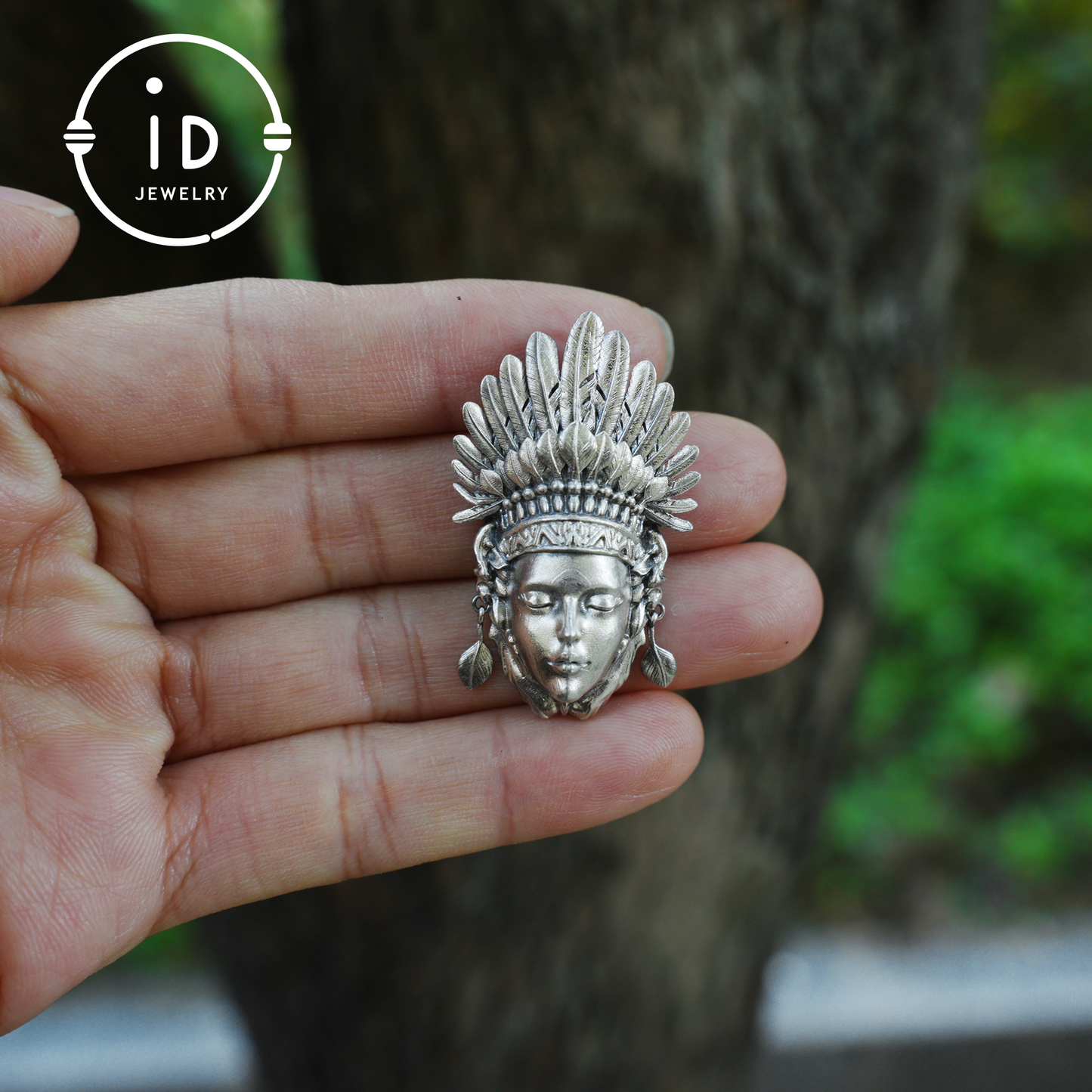 Handcrafted Face Pendant in Oxidized 925 Silver with Feather Crown | Tribal & Gothic Style | Gift for Women | Statement Jewelry