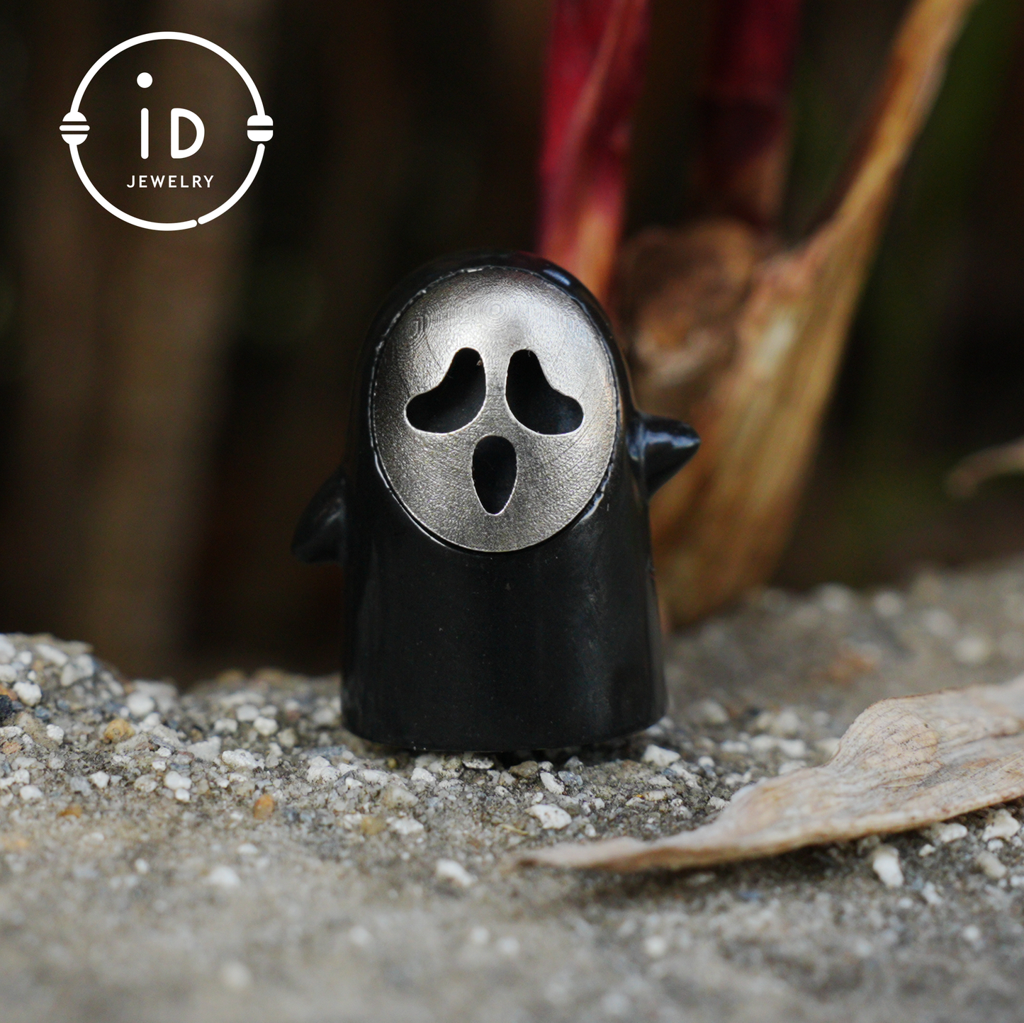 Lion Pendant in 925 Sterling Silver with Black Jade, Hand-Carved Totem-Style Necklace, Symbolic Gift in Mystical Fairytale Design