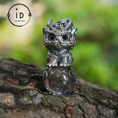 Totem Pendant with Phantom Quartz and Black Agate in 925 Silver, Handmade Fantasy Animal Jewelry in Gothic Vintage Style, Gift for Her