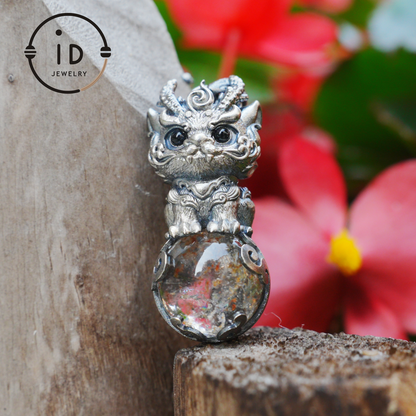 Totem Pendant with Phantom Quartz and Black Agate in 925 Silver, Handmade Fantasy Animal Jewelry in Gothic Vintage Style, Gift for Her