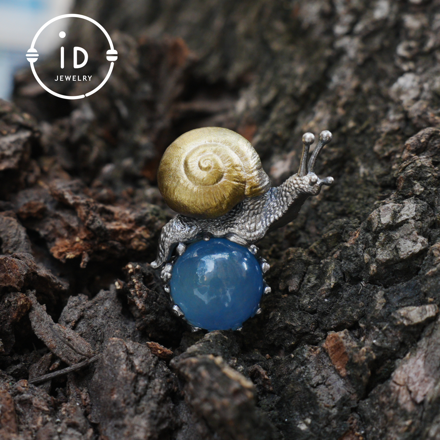 Aquamarine pendant in silver and bronze with snail design, handmade fantasy nature jewelry, animal necklace gift for her or him