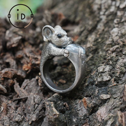 925 Sterling Silver Wild Boar Ring with Rock Crystal and Onyx, handmade animal ring in Gothic vintage style, gift idea for women and men.