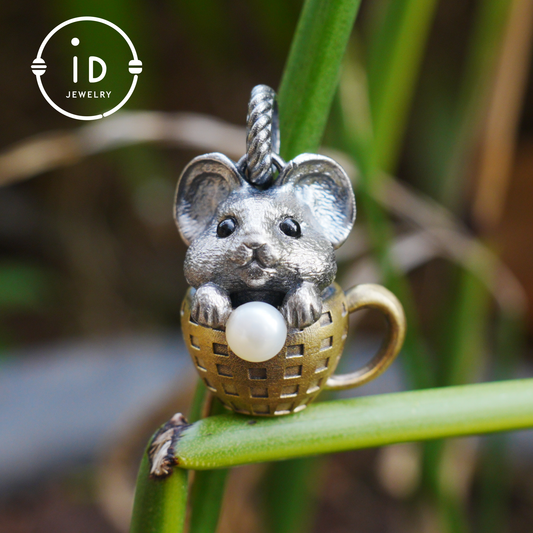 Mouse Pendant in 925 Sterling Silver with Freshwater Pearl, Oxidized Vintage Animal Necklace in Fairy Style, Handmade Jewelry Gift for Her
