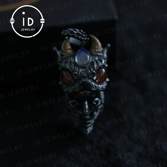 Handgefertigter Drachenanhänger | Gotisches Silberamulett | Mystische Augen und Flügel | Fantasy-Schmuck 