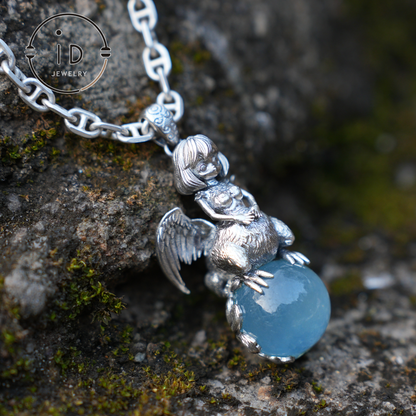 Mystischer Harpyien-Anhänger – Handgefertigtes 925er Silber mit Katzenauge-Aquamarin – Einzigartiger Fantasy-Schmuck