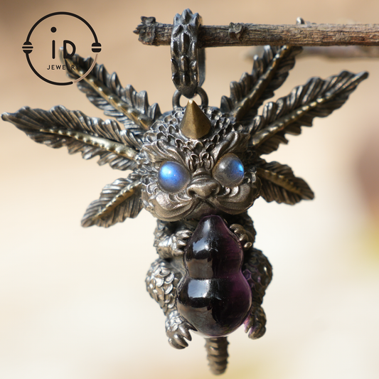 Mystischer Wächteranhänger – S925 Silber mit Amethyst – handgefertigter Fantasy-Schmuck