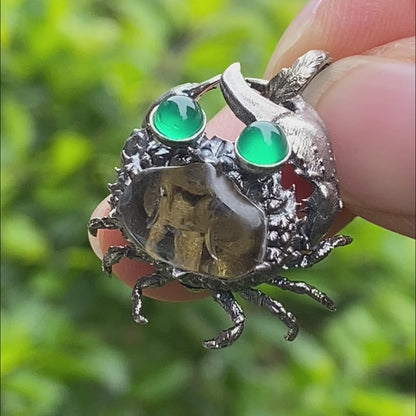 Crab Pendant in 925 Sterling Silver with Rock Crystal and Green Chalcedony, Oxidized Vintage Finish, Fairy Jewelry, Gift for Her