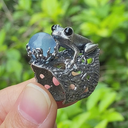 Silver Frog Ring with Aquamarine Cabochon · Animal Jewelry Vintage Style · Gift for Her Nature Lovers · Totem Ring Unisex