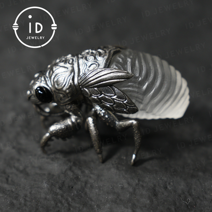 Cicada Pendant with White Crystal – Handmade Protective Amulet – Vintage & Mystical Jewelry